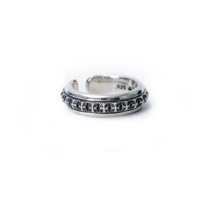 CH Plus Pyramid Open Band Ring 1